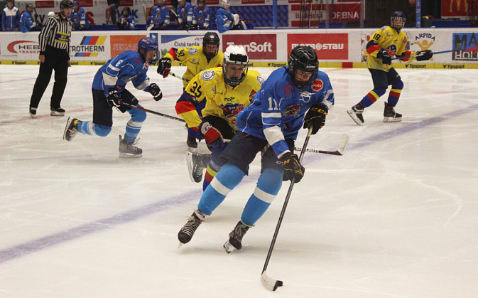 Dorostenci prošli už po třech trénincích na ledě prvními zápasovými prověrkami