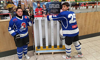 Mladí reprezentanti táborského hokeje se v Kauflandu sami ujistili o přízni fanoušků