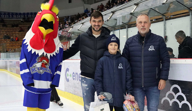 Hráčem měsíce za listopad se stal brankář šesté třídy HC Tábor Jakub Kačena