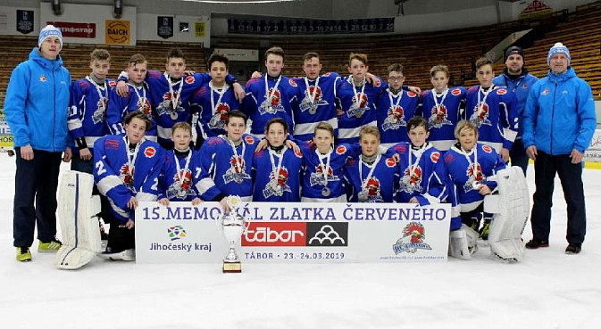 Víkendový 15. Memoriál Zlatka Červeného vynesl táborským bojovníkům stříbro
