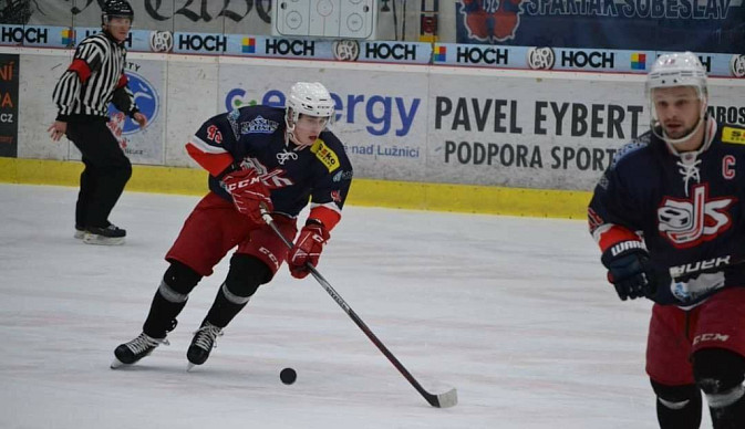 Do přípravy HC Tábor se zapojil útočník Dominik Pecka z David servisu ČB