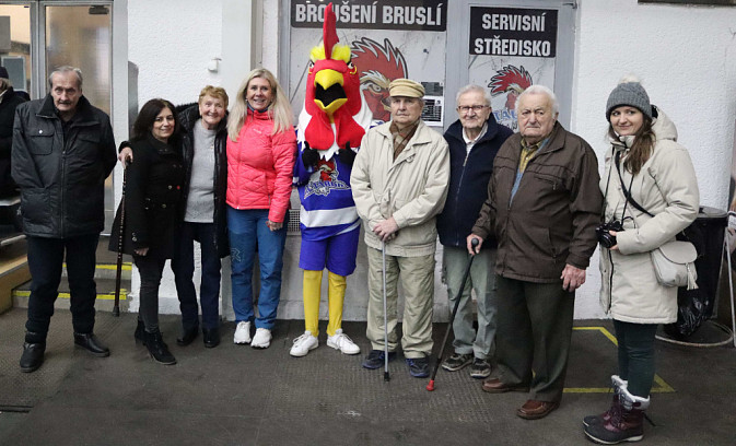 Druholigovým kohoutům fandili v Táboře i obyvatelé Domova pro seniory Bechyně